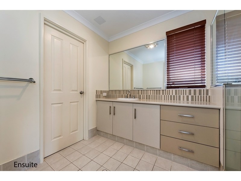 15 Ingham Street, Aveley WA 6069