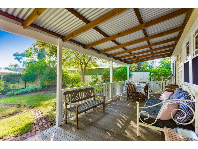 2 Sweeting Street, Guildford WA 6055