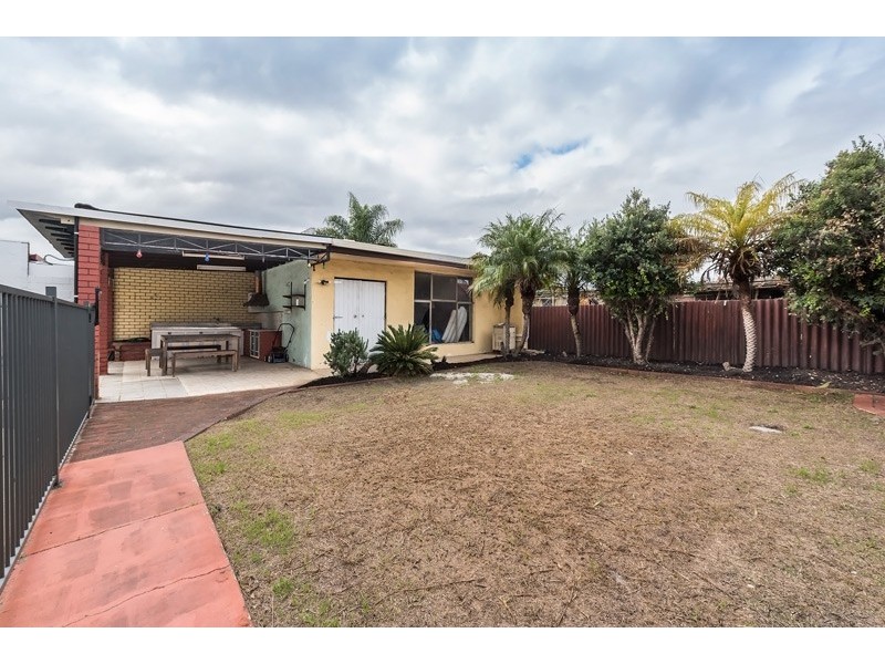 33 Babington Crescent, Bayswater WA 6053