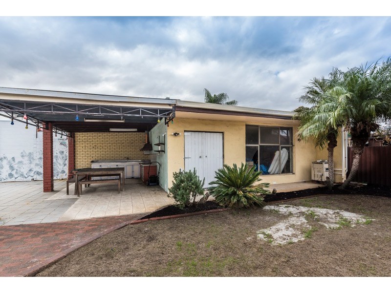 33 Babington Crescent, Bayswater WA 6053