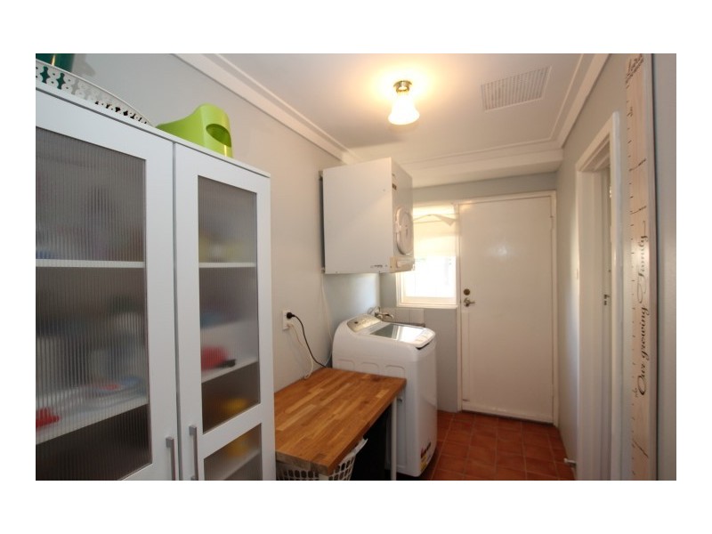 28 Mann Way, Bassendean WA 6054