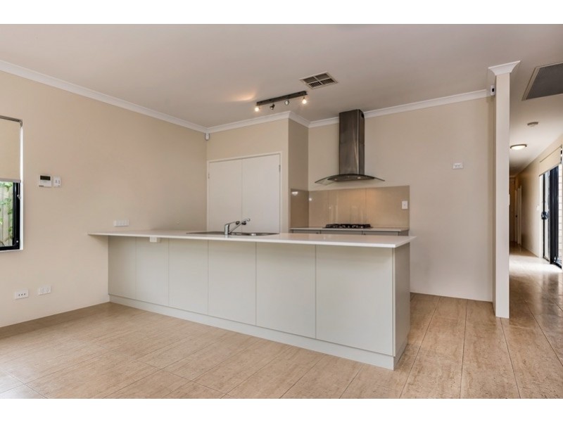 33A Clavering Road, Bayswater WA 6053