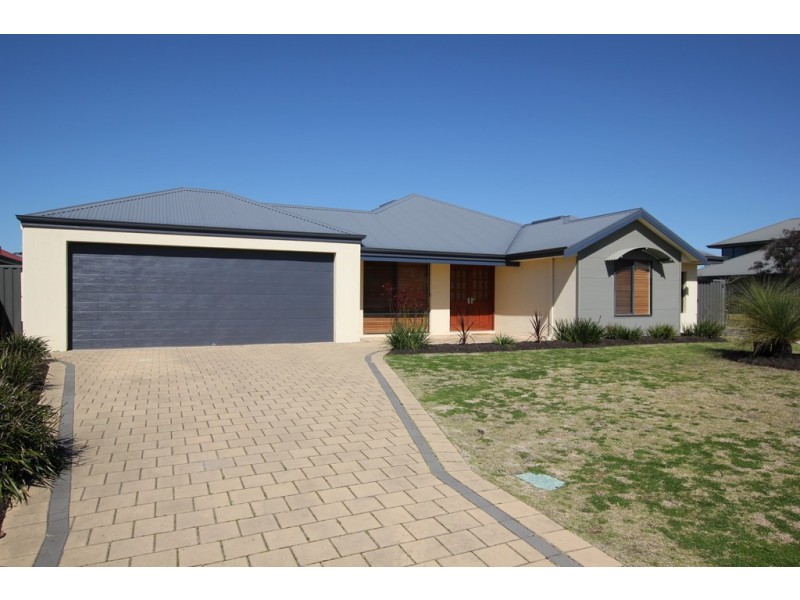 14 Devereux Crescent, Aveley WA 6069