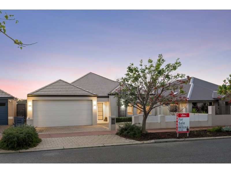 5 Pexton Drive, South Guildford WA 6055
