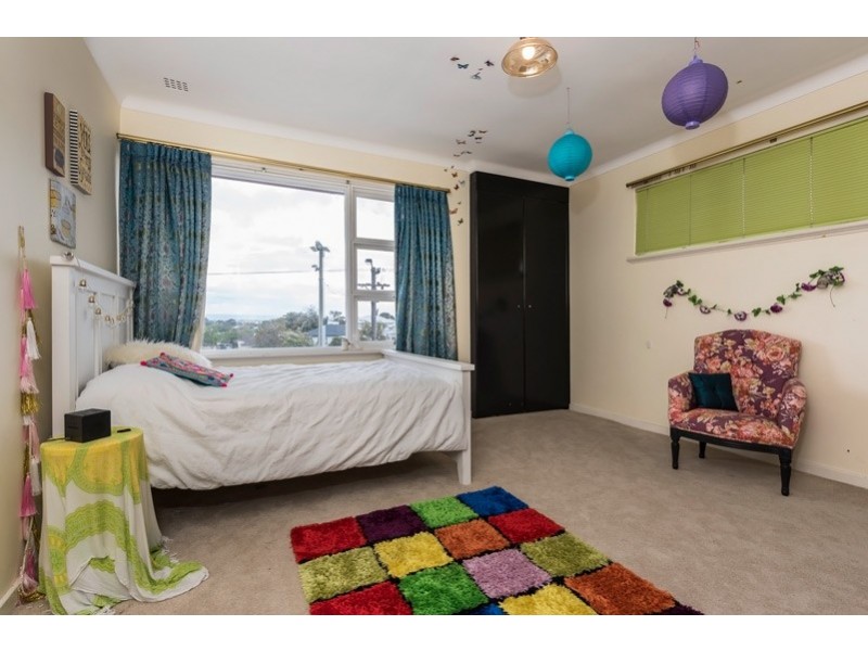 190 Railway Parade, Bayswater WA 6053