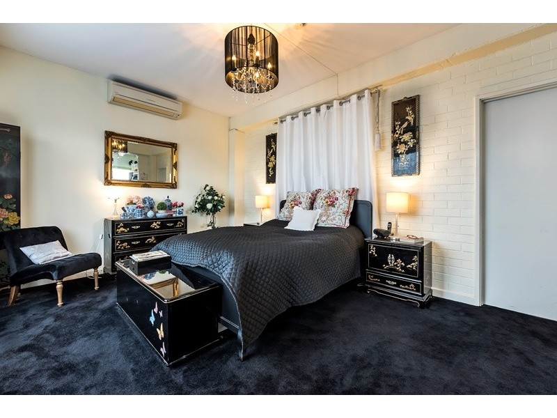 190 Railway Parade, Bayswater WA 6053