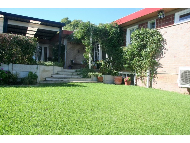 190 Railway Parade, Bayswater WA 6053