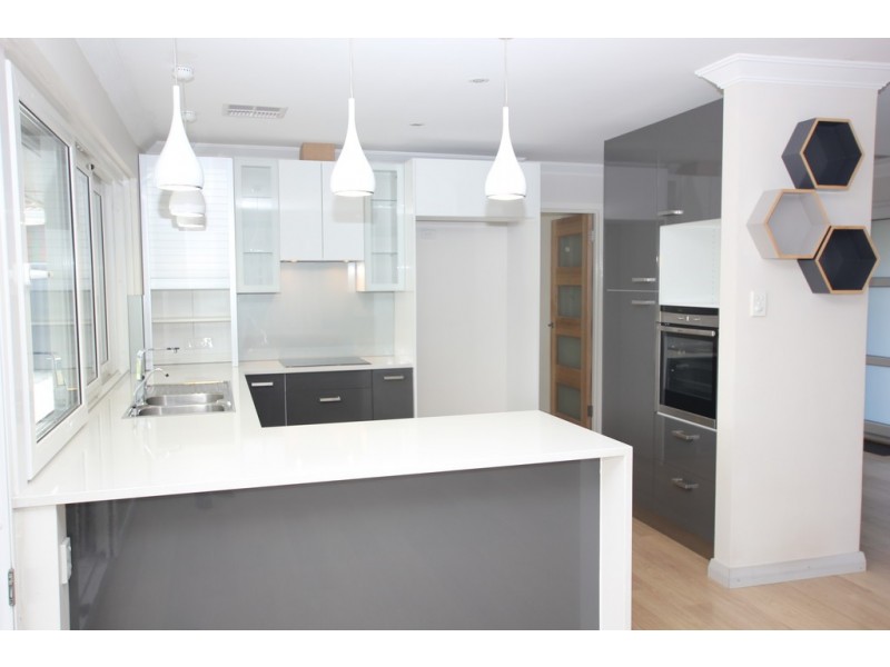 11 NUTFIELD STREET, Bayswater WA 6053