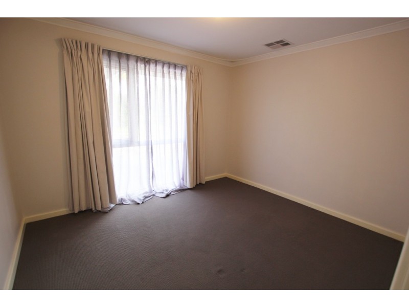 11 NUTFIELD STREET, Bayswater WA 6053