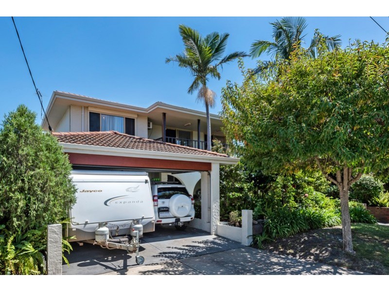 8 Langley Road, Bayswater WA 6053