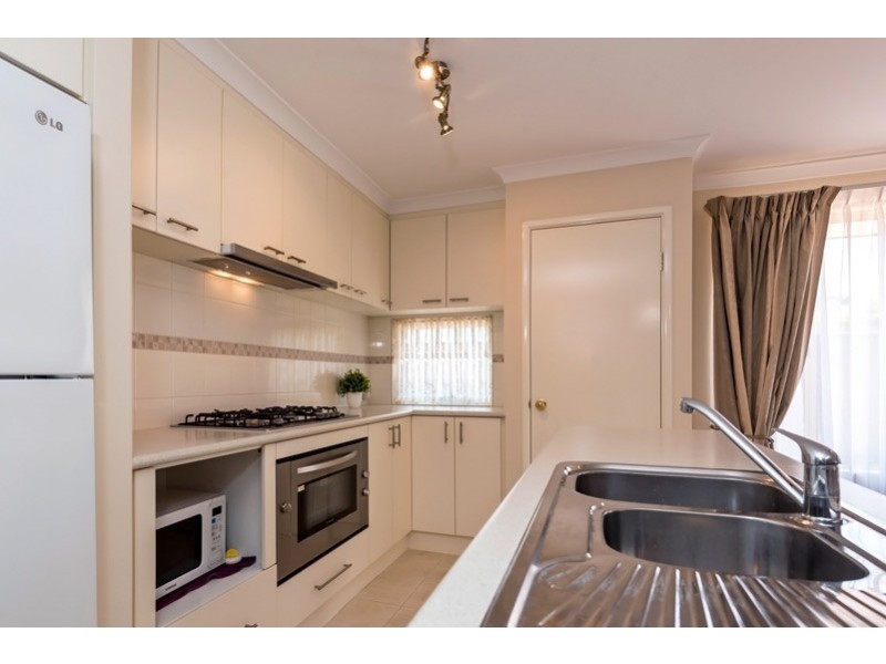 30 Astrolabe Way, Swan View WA 6056