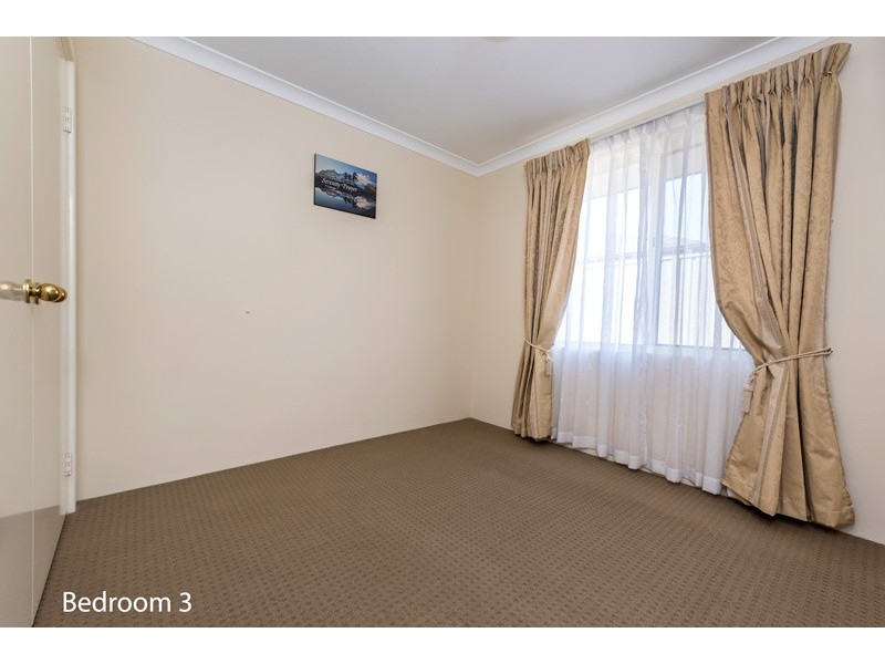 30 Astrolabe Way, Swan View WA 6056