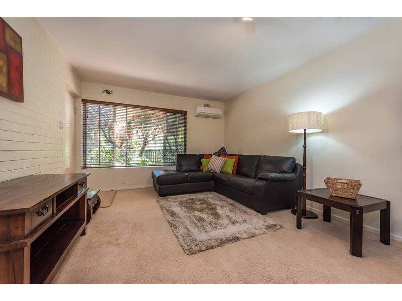 4/26 Thurlow Avenue, Yokine WA 6060