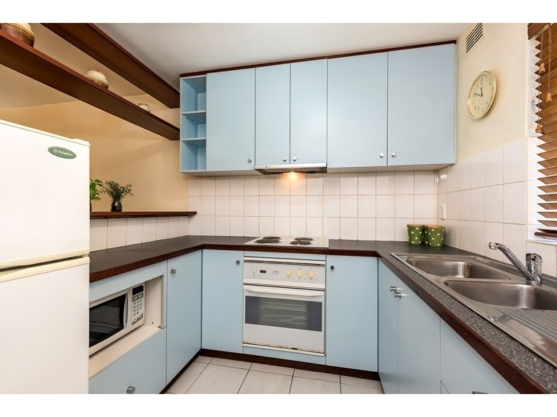 4/26 Thurlow Avenue, Yokine WA 6060