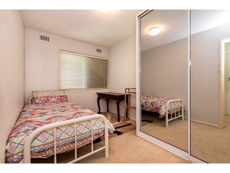 4/26 Thurlow Avenue, Yokine WA 6060