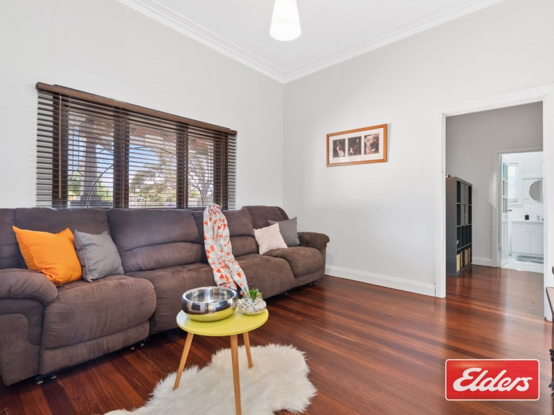 106 Queens Road, South Guildford WA 6055