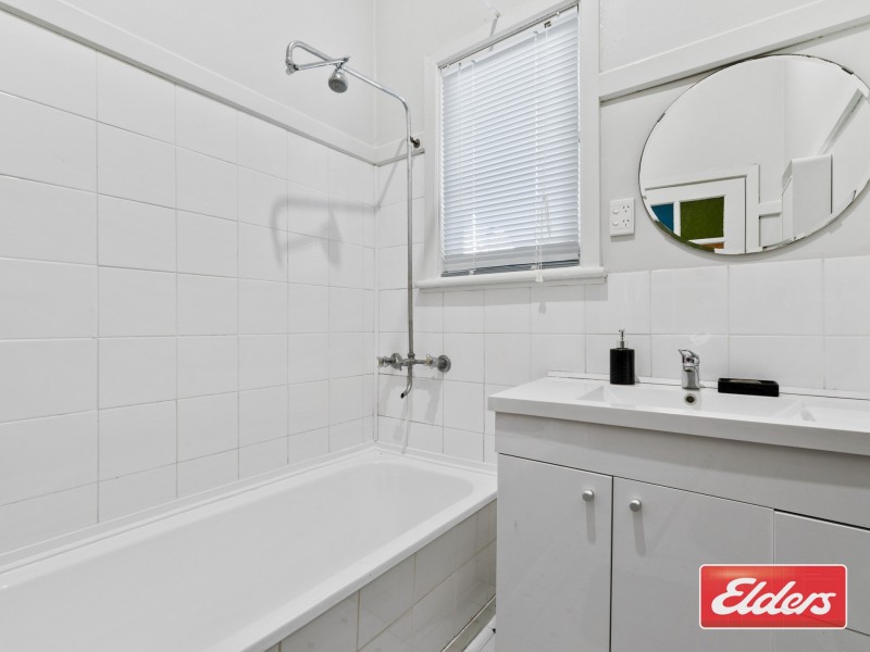 106 Queens Road, South Guildford WA 6055