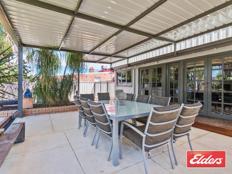 106 Queens Road, South Guildford WA 6055