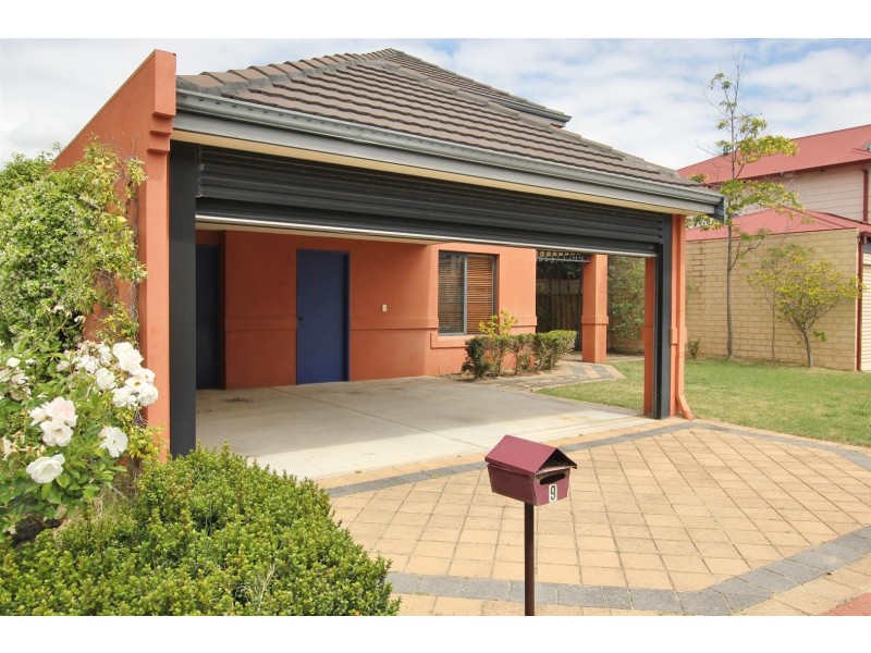 9 PLOWMAN CIRCLE, Maylands WA 6051