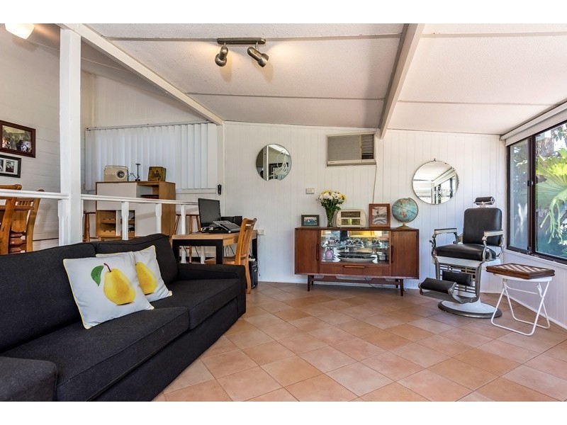 10 Parnell Parade, Bassendean WA 6054