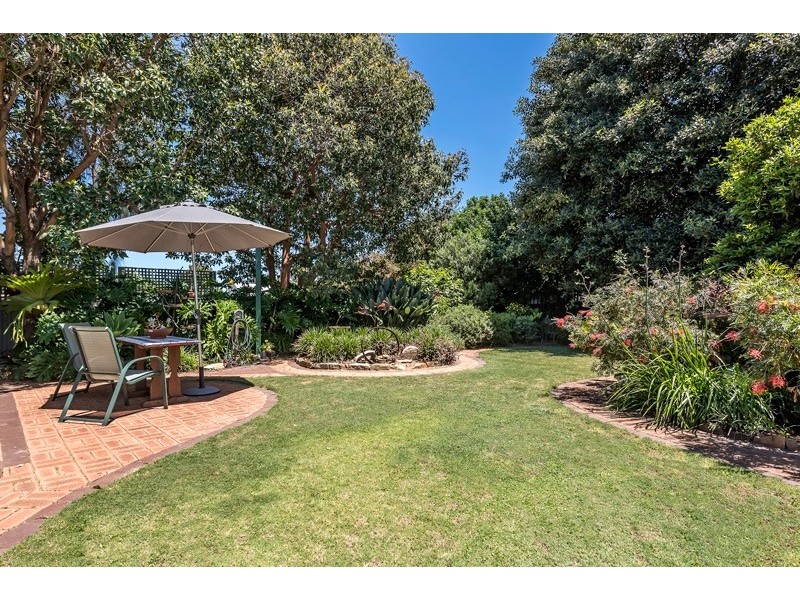 10 Parnell Parade, Bassendean WA 6054