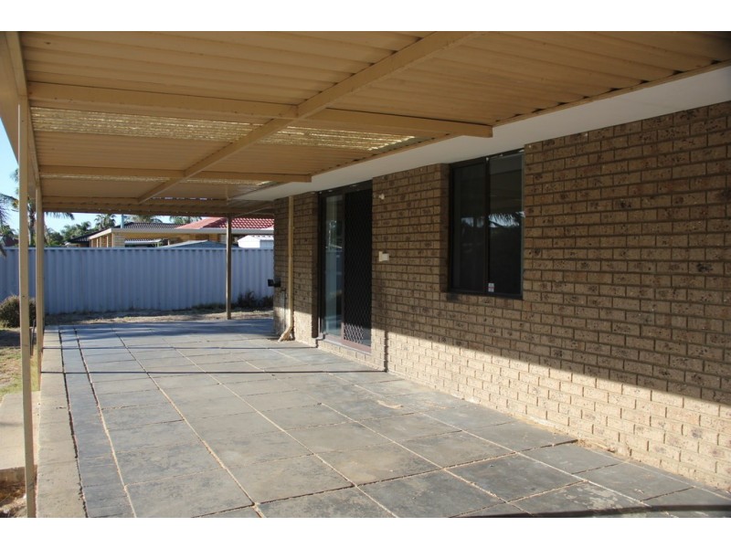 10 Meadowview Drive, Ballajura WA 6066