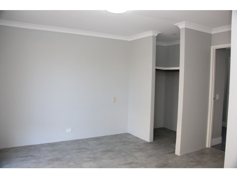 10 Meadowview Drive, Ballajura WA 6066