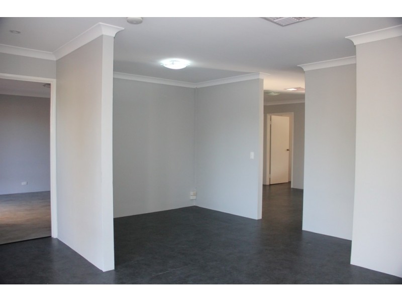 10 Meadowview Drive, Ballajura WA 6066