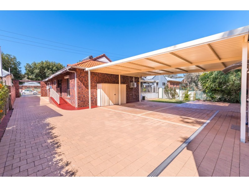 3 Chatham Road, Woodbridge WA 6056