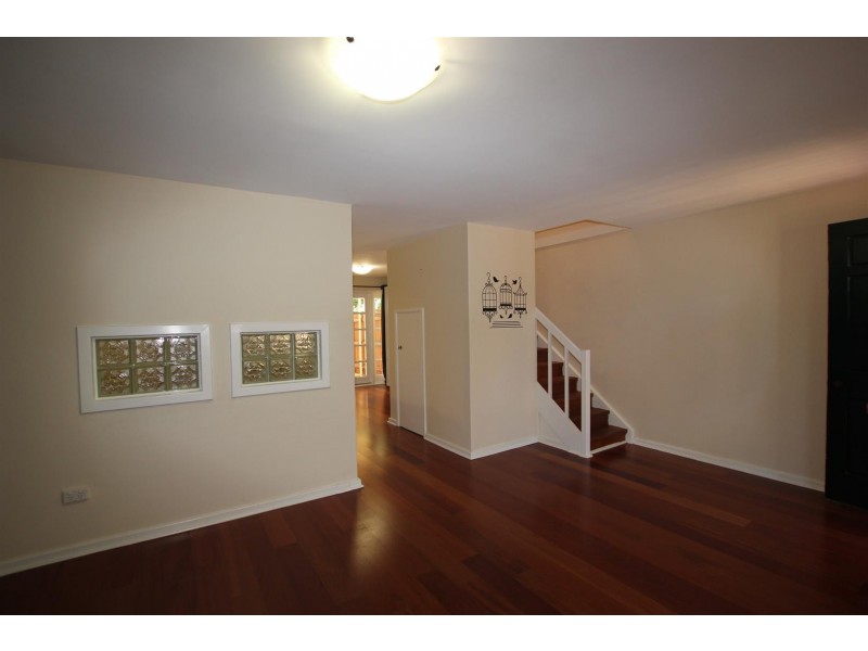 21 Johnson Avenue, Guildford WA 6055