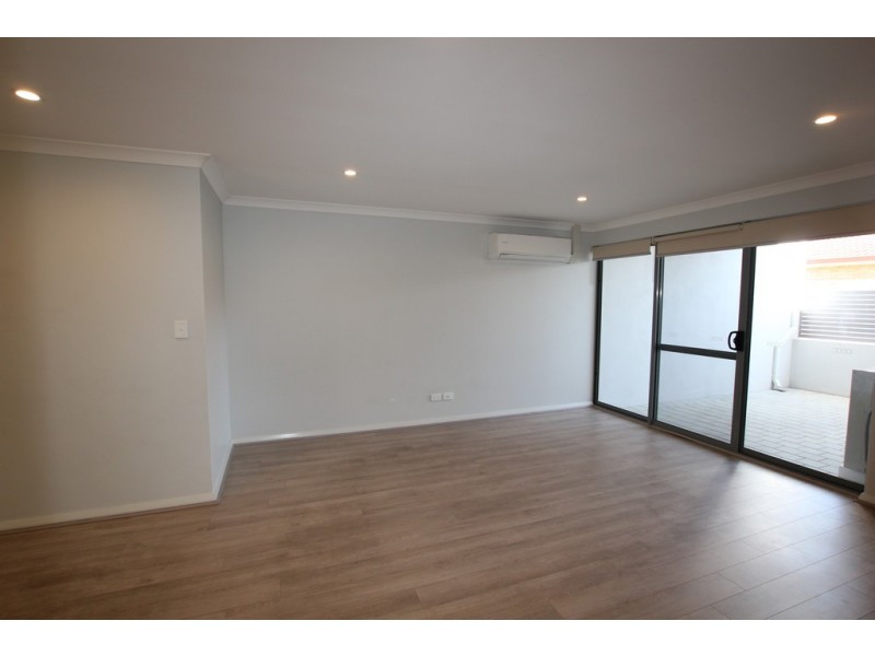 U2/27 Cope street, Midland WA 6056
