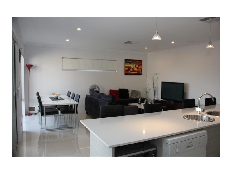 21A SHAFTESBURY AVENUE, Bayswater WA 6053