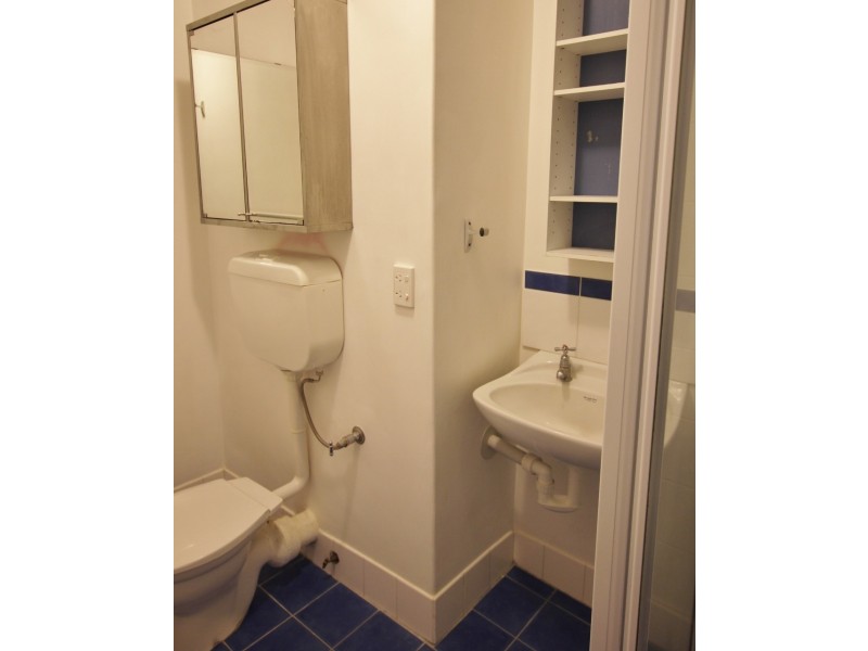 6J /59 Tenth Avenue, Inglewood WA 6052