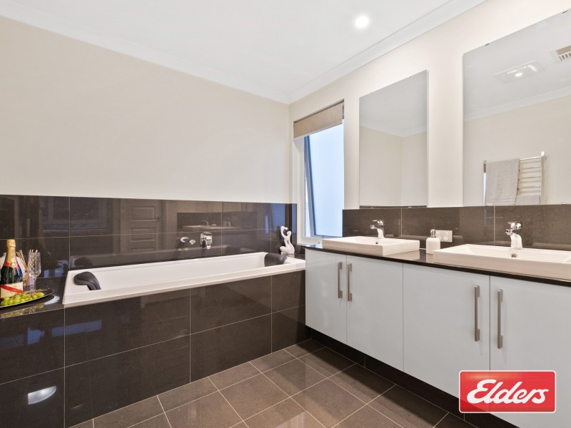 7 Wishbone Drive, South Guildford WA 6055