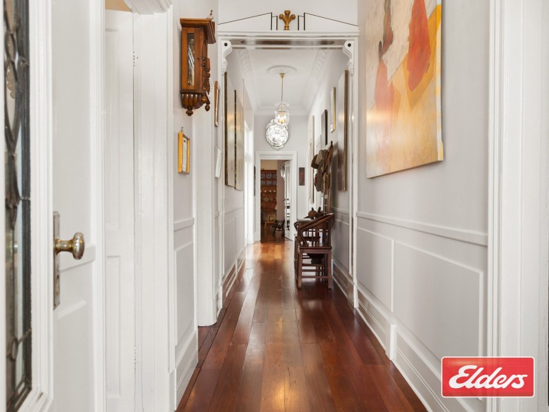 7 Station Street, Guildford WA 6055