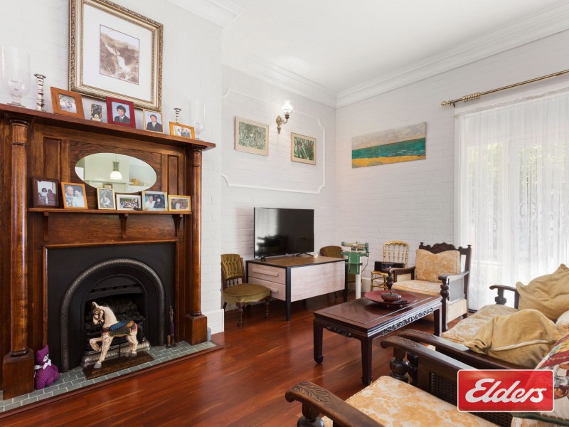 7 Station Street, Guildford WA 6055