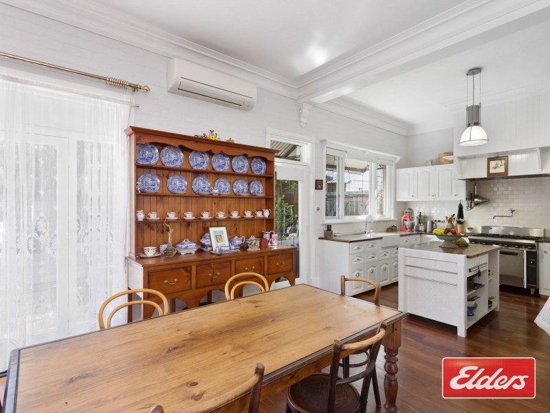 7 Station Street, Guildford WA 6055