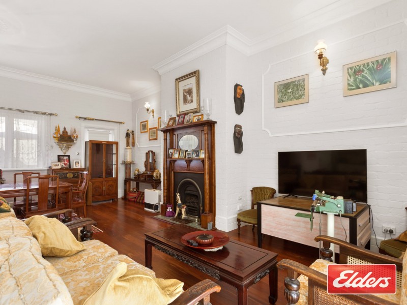 7 Station Street, Guildford WA 6055