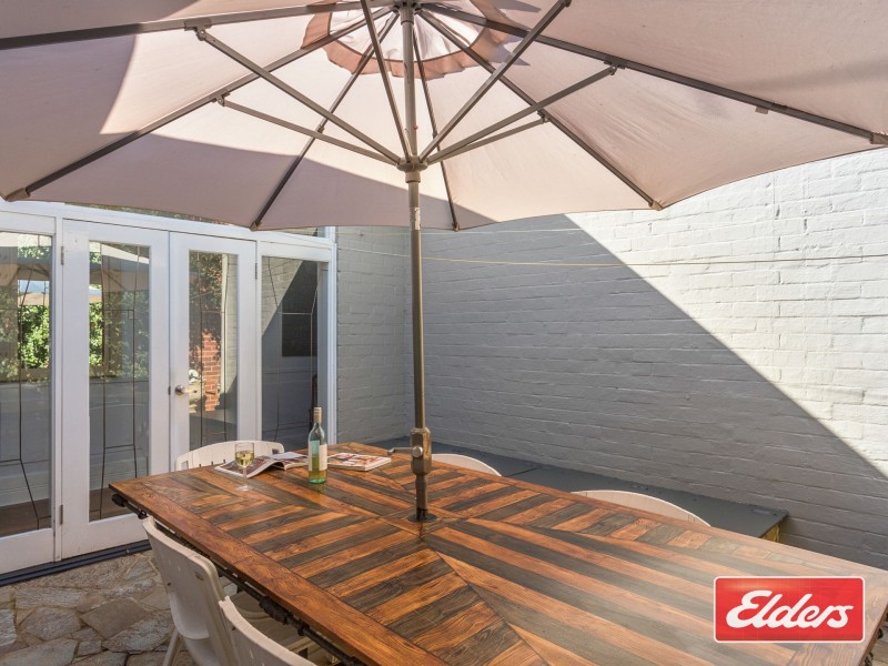 7 Station Street, Guildford WA 6055