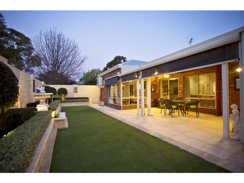 3 Chestnut Street, Guildford WA 6055
