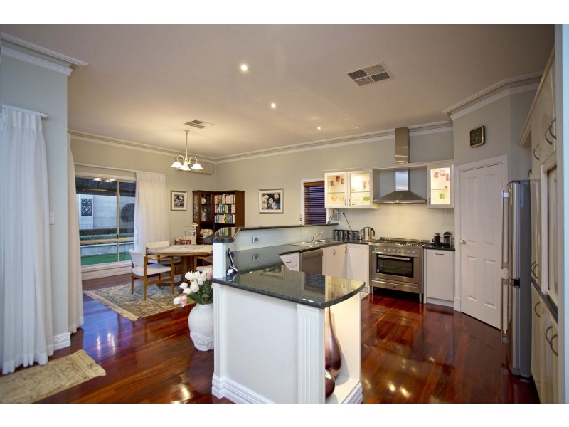 3 Chestnut Street, Guildford WA 6055