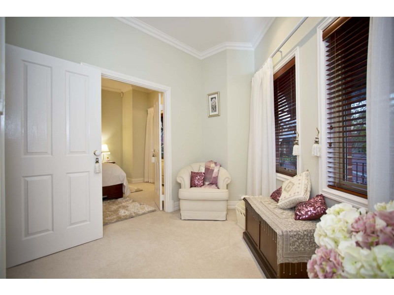 3 Chestnut Street, Guildford WA 6055