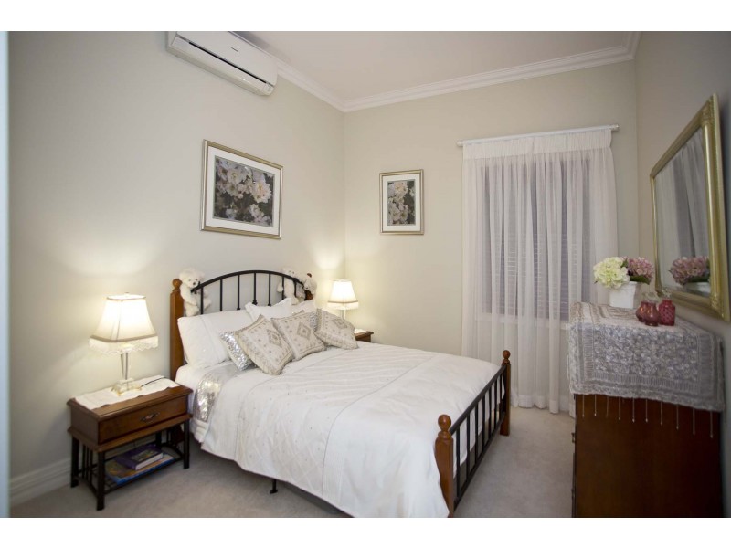 3 Chestnut Street, Guildford WA 6055