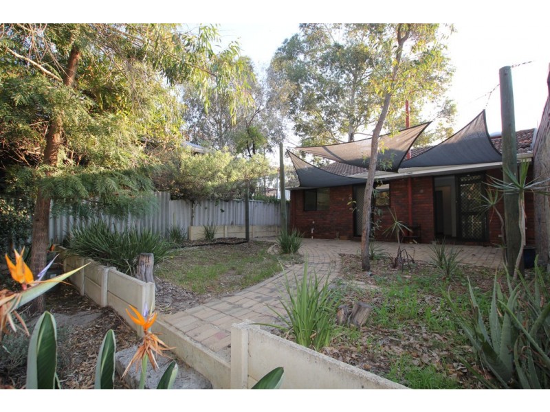 9B ANZAC STREET, Bayswater WA 6053