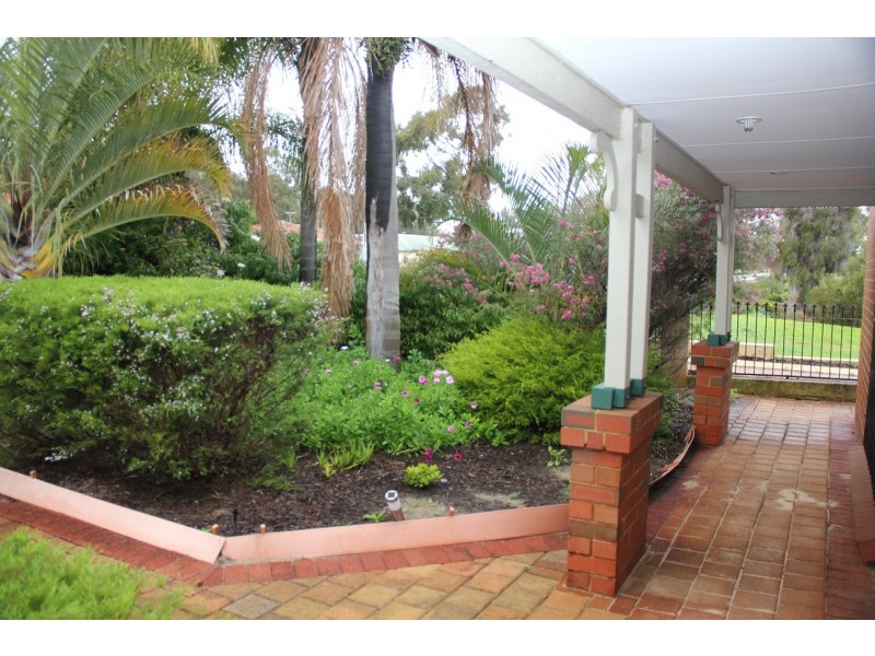 57 Wyatt Road, Bayswater WA 6053
