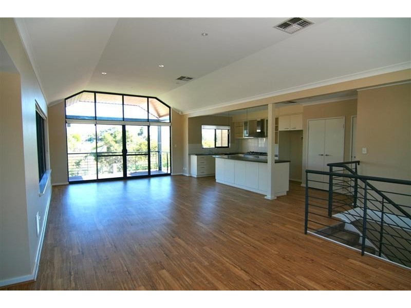 23 Morey Crescent, Bayswater WA 6053