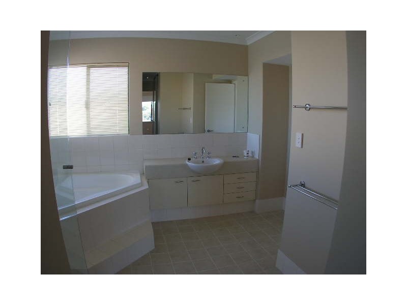 23 Morey Crescent, Bayswater WA 6053