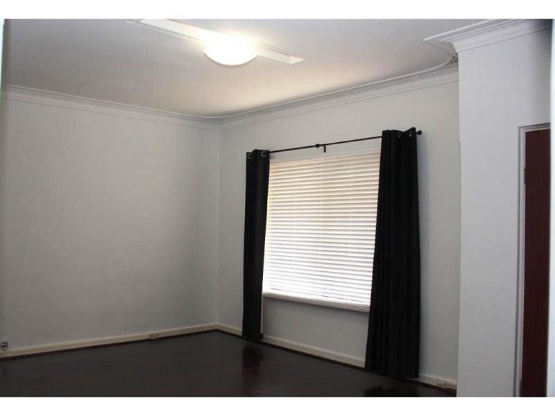 102 Crowther Street, Bayswater WA 6053