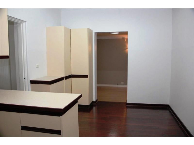 102 Crowther Street, Bayswater WA 6053