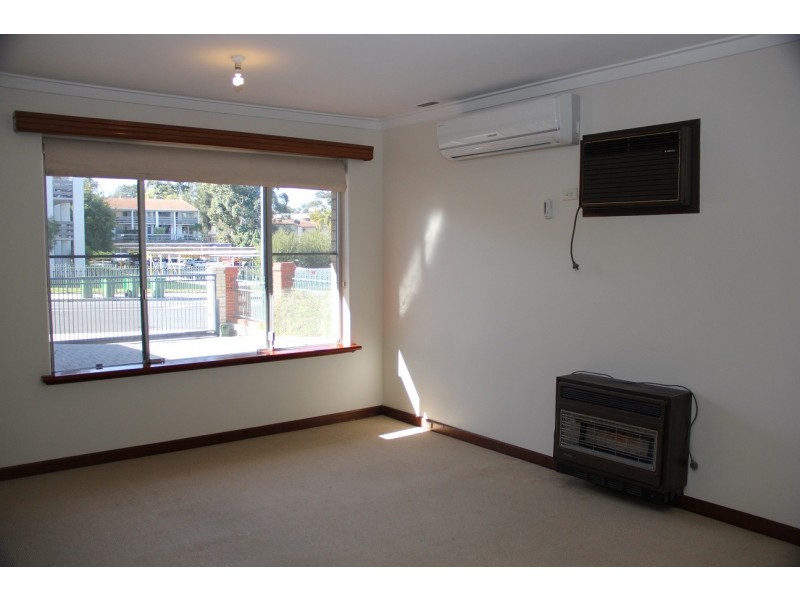 82 King William Street, Bayswater WA 6053